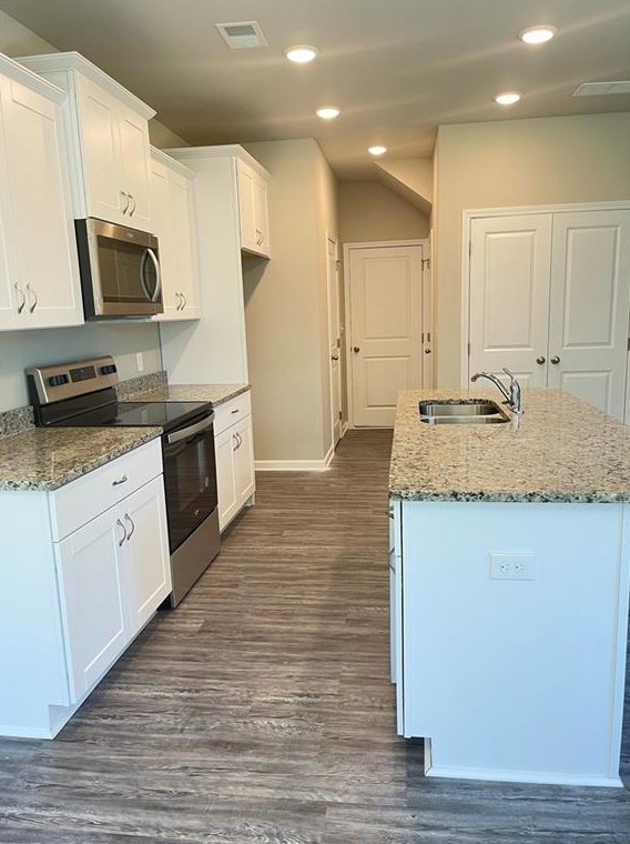 105 Millers Ln, Calhoun, GA 30701-5729