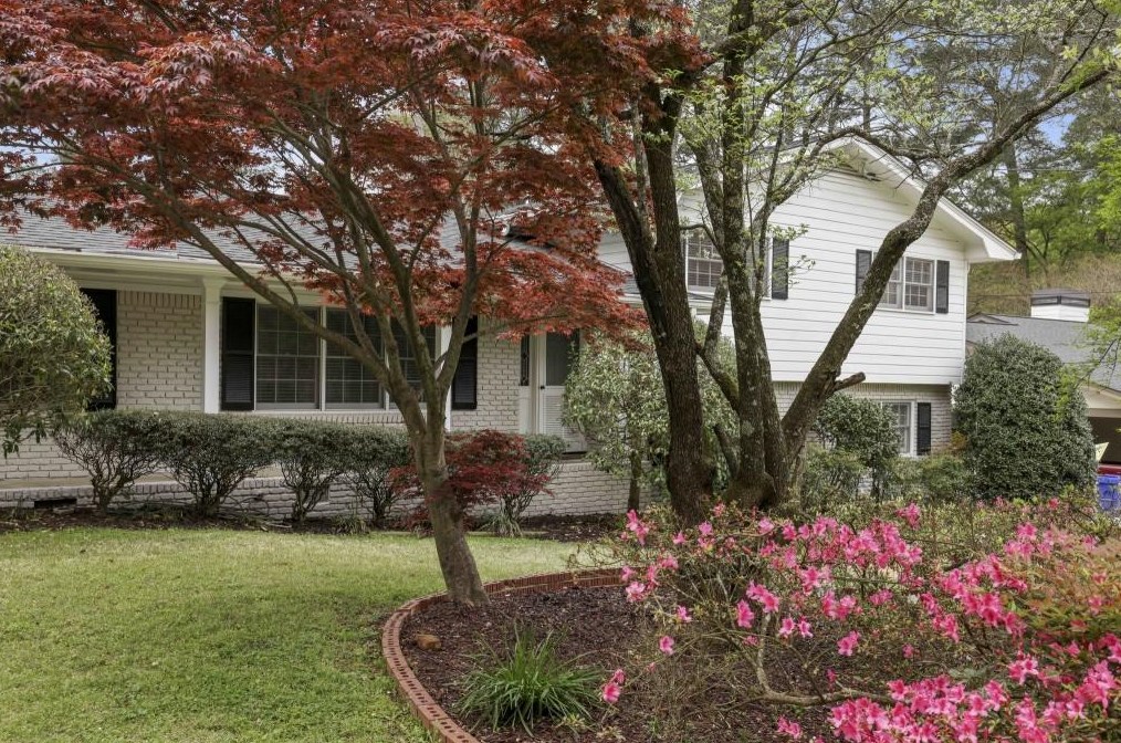 2889 Bonanza Dr, Decatur GA  30033-1509 exterior