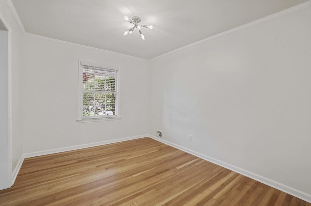 2889 Bonanza Dr, Decatur GA  30033-1509 exterior