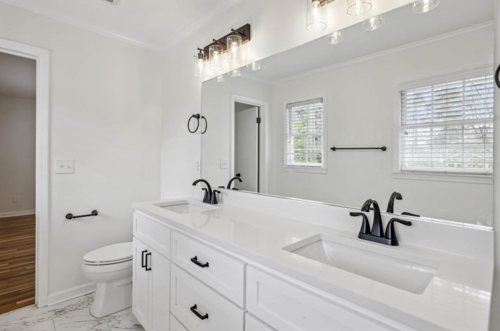 2889 Bonanza Dr, Decatur GA  30033-1509 exterior