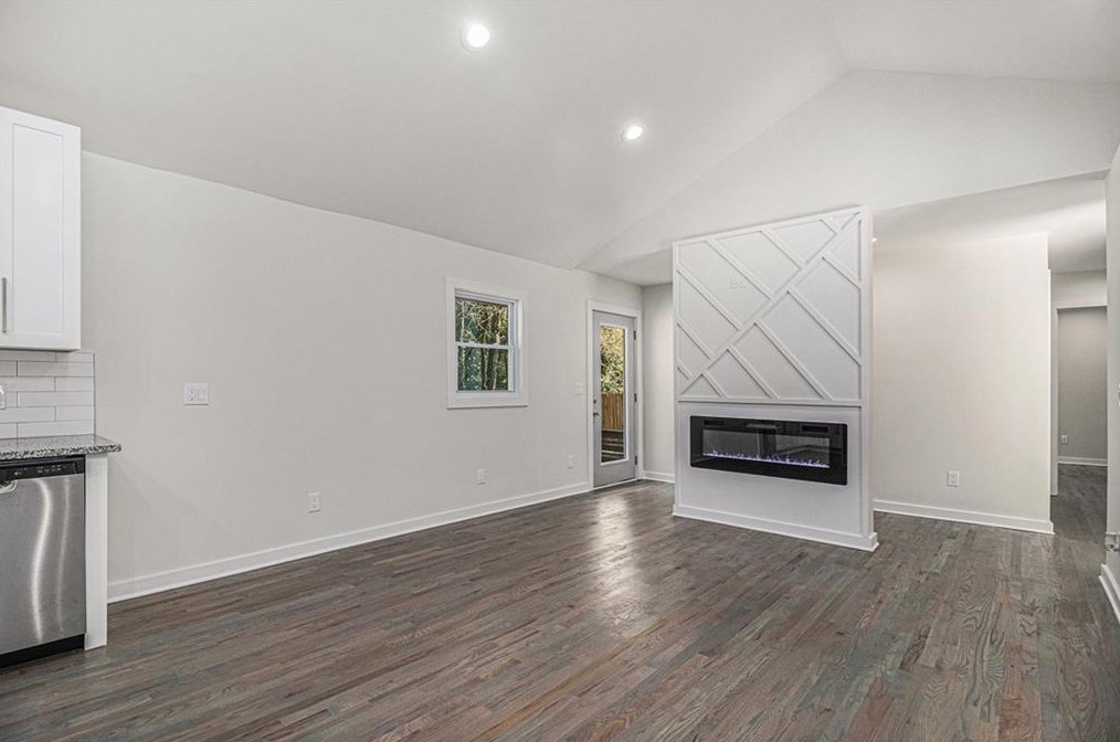 1902 Derrill Dr, Decatur GA  30032-7003 exterior