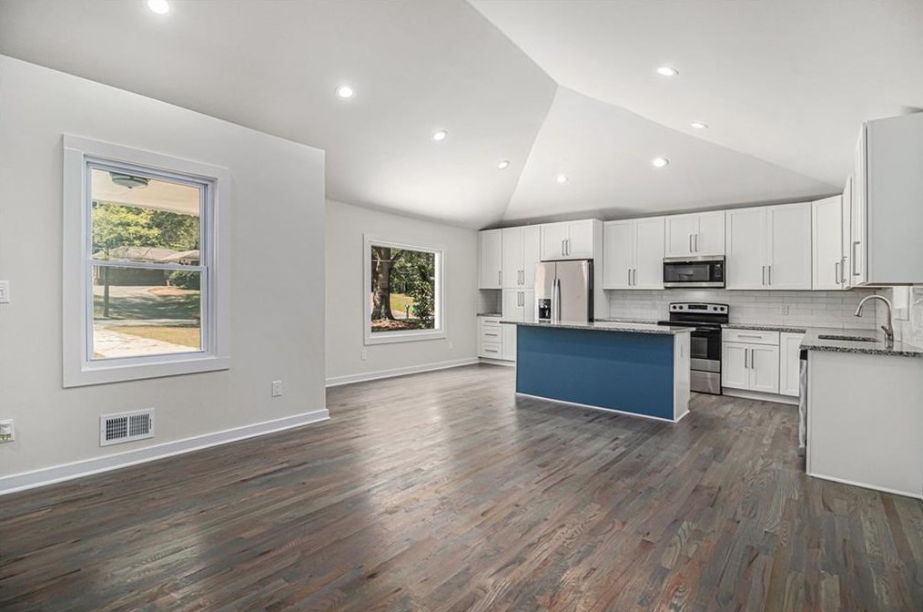 1902 Derrill Dr, Decatur GA  30032-7003 exterior