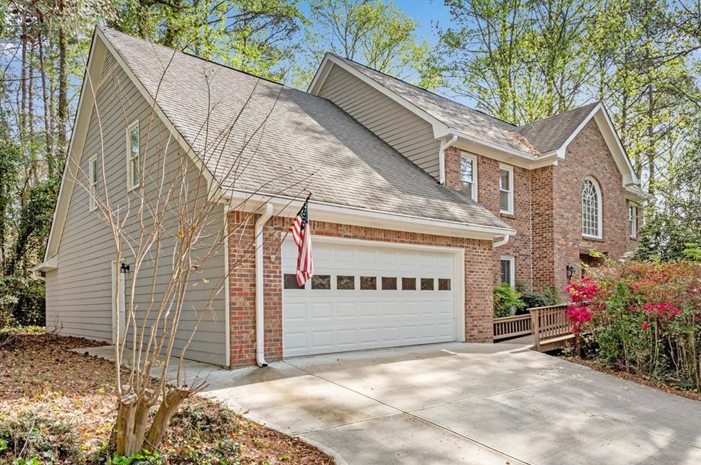 4359 S Smoke Ridge Ct, Roswell, GA 30075