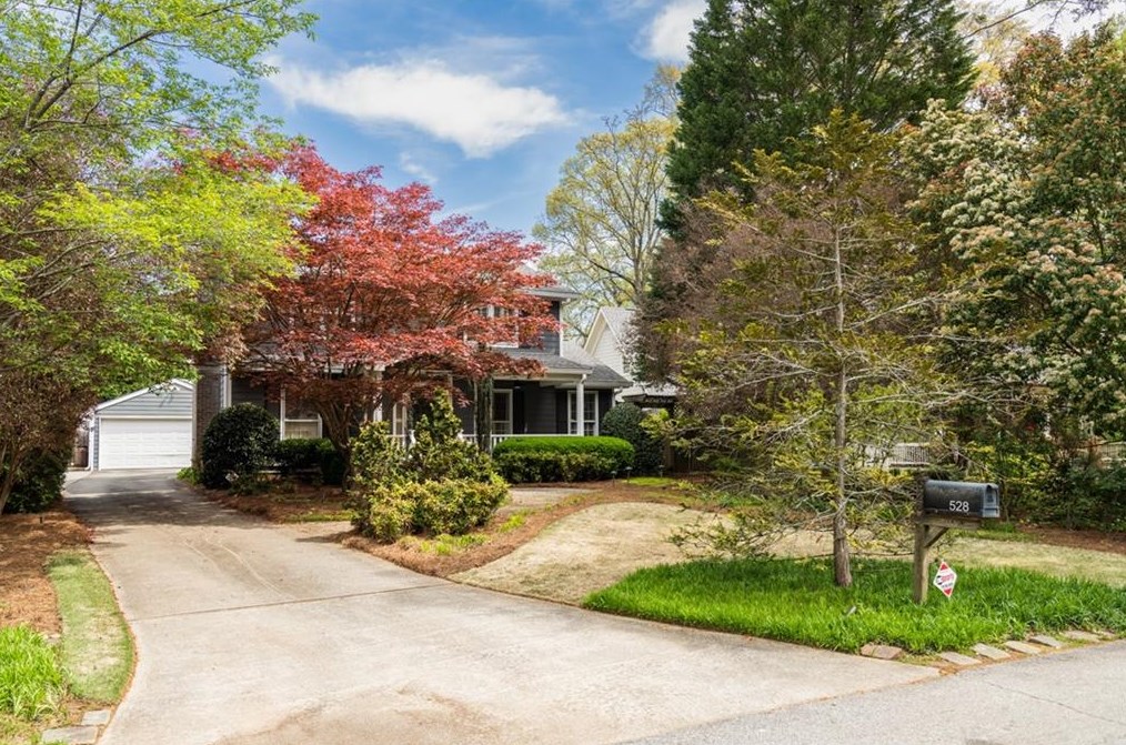 528 Hilldale Dr, Decatur, GA 30030-3828