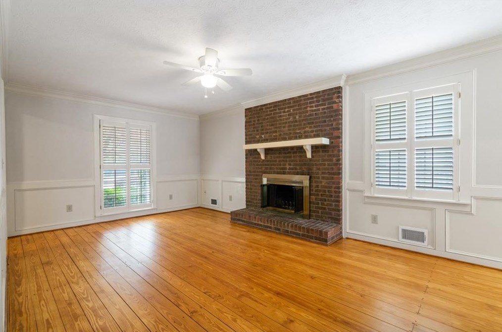 528 Hilldale Dr, Decatur GA  30030-3828 exterior