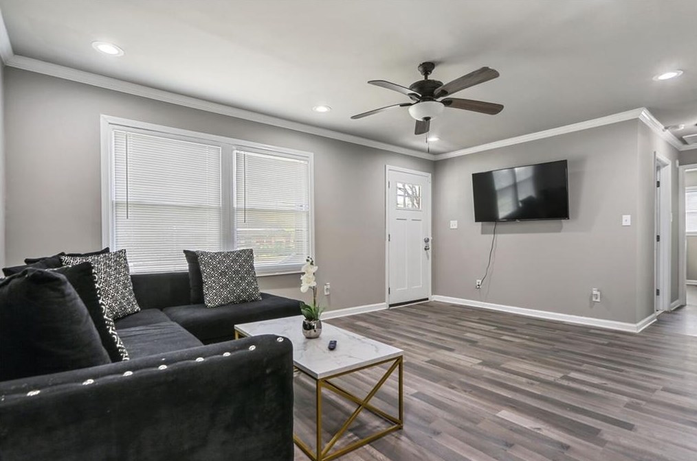 1314 Redford Dr, Atlanta GA  30315-8635 exterior