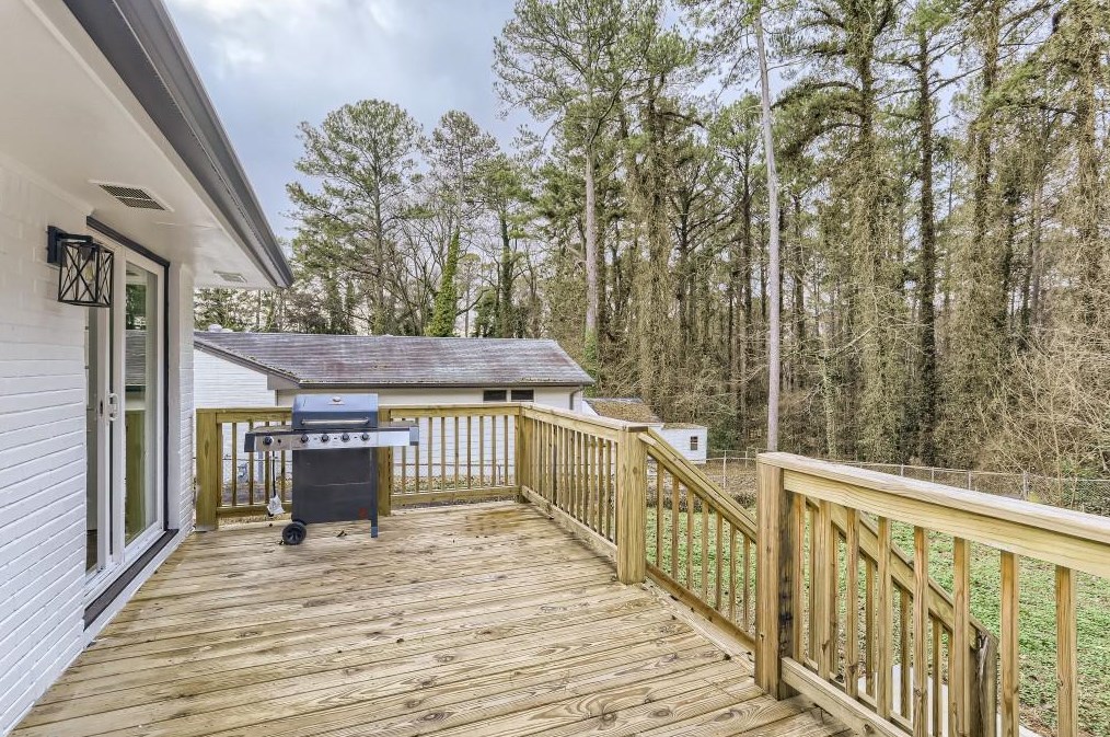 2083 Glendale Dr, Decatur GA  30032-5807 exterior