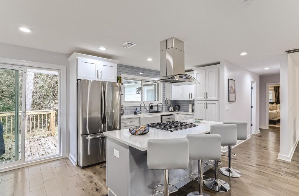 2083 Glendale Dr, Decatur GA  30032-5807 exterior