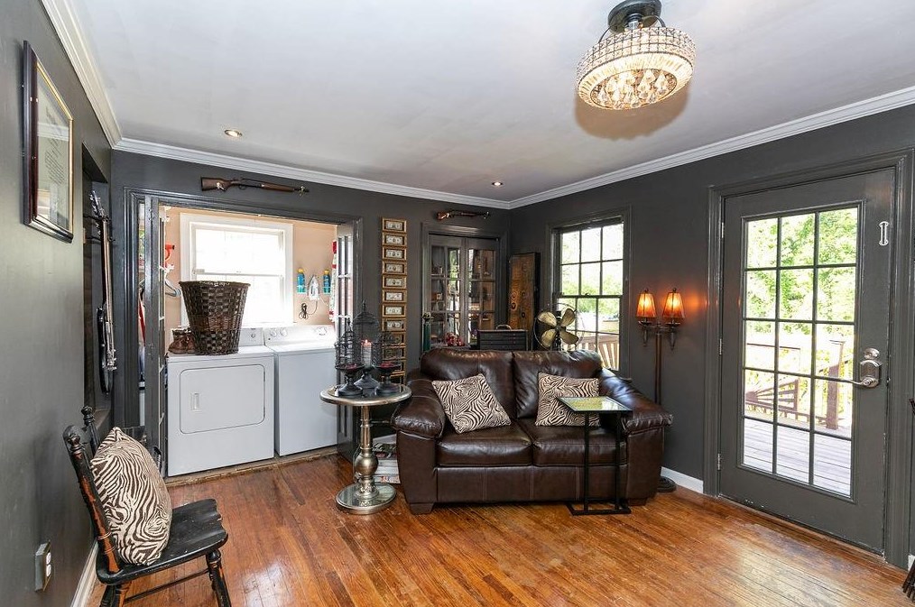 1538 Deerwood Dr, Decatur GA  30030-4516 exterior