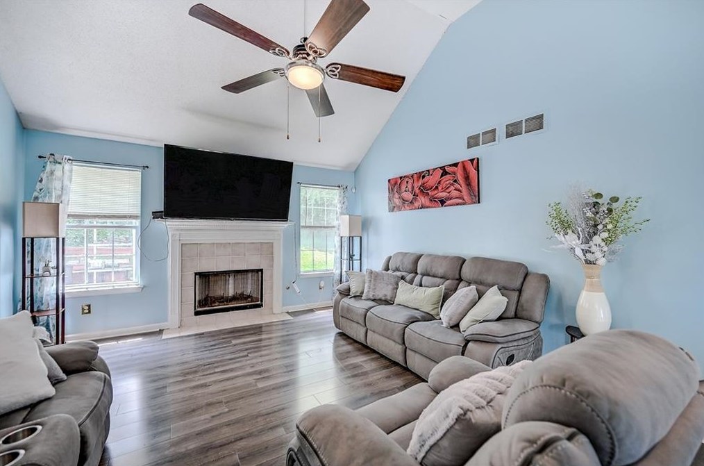 7330 Essex Dr, Douglasville, GA 30134-4051