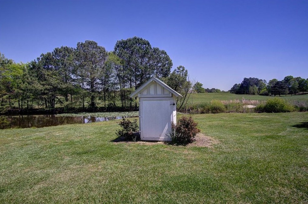 167 Mccreary Rd, Calhoun GA  30701-4417 exterior