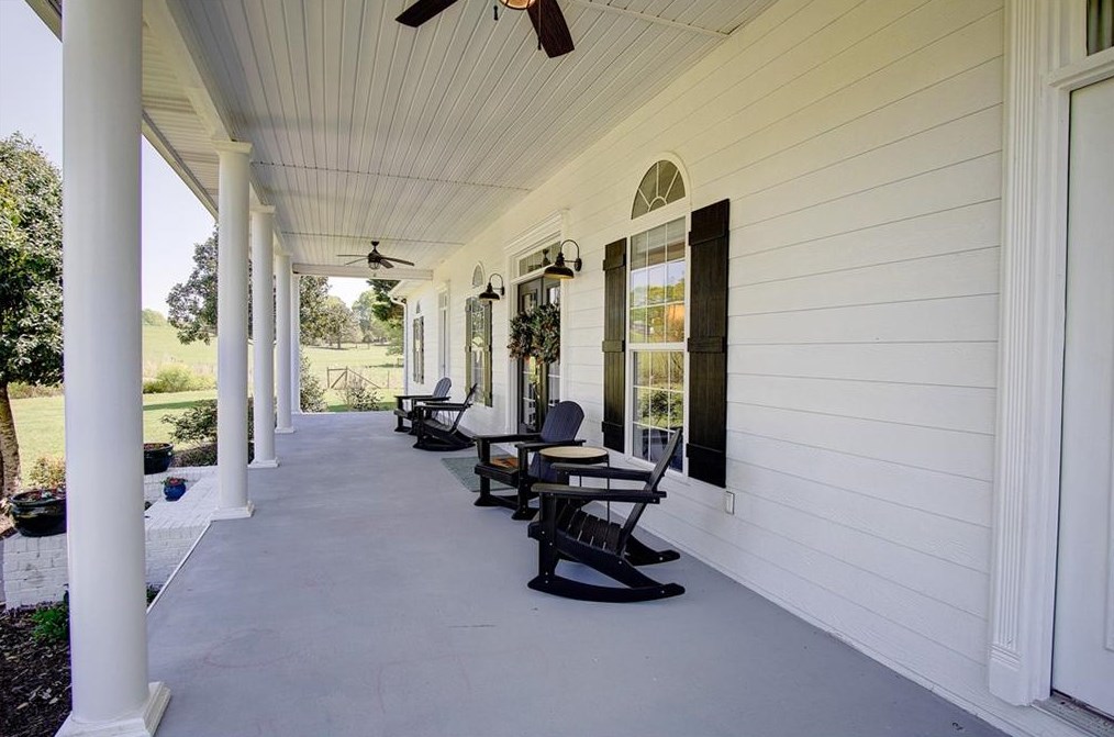 167 Mccreary Rd, Calhoun GA  30701-4417 exterior