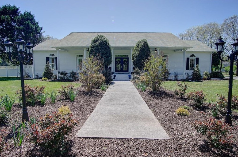 167 Mccreary Rd, Calhoun GA  30701-4417 exterior