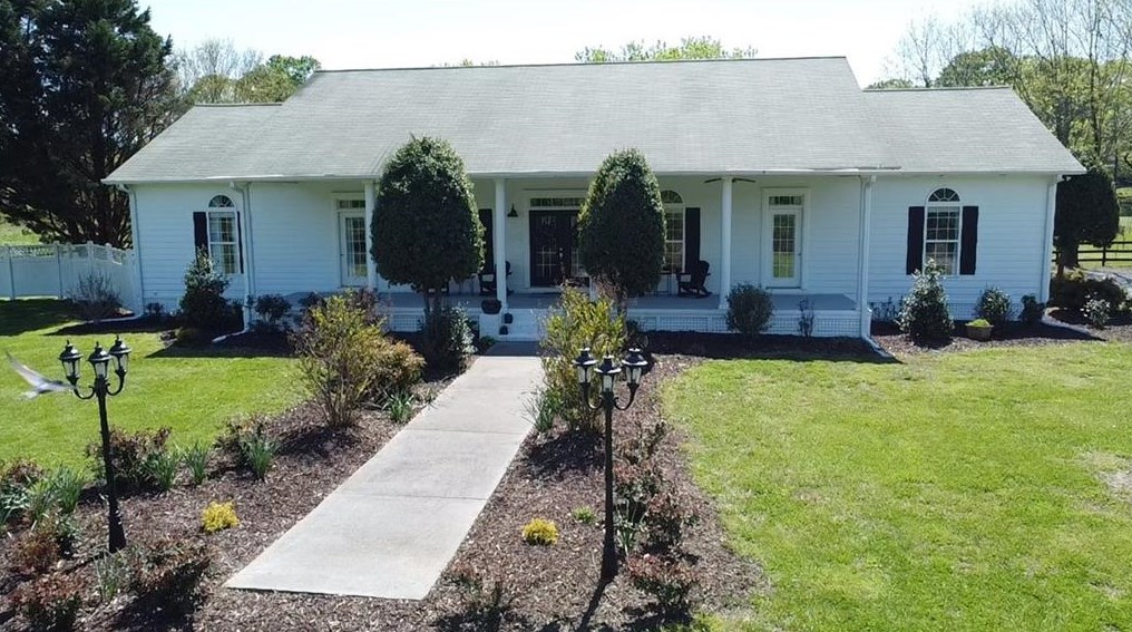 167 Mccreary Rd, Calhoun GA  30701-4417 exterior