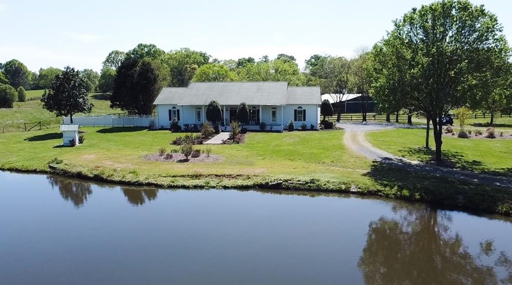 167 Mccreary Rd, Calhoun GA  30701-4417 exterior