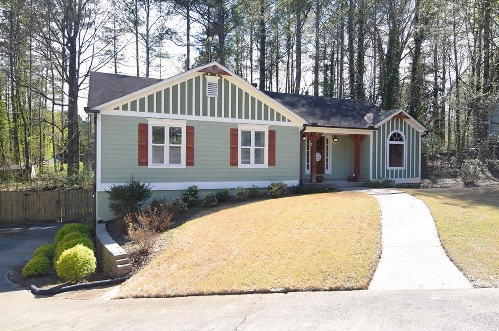 4584 Stewart Reilly Dr, Acworth, GA 30101-3984