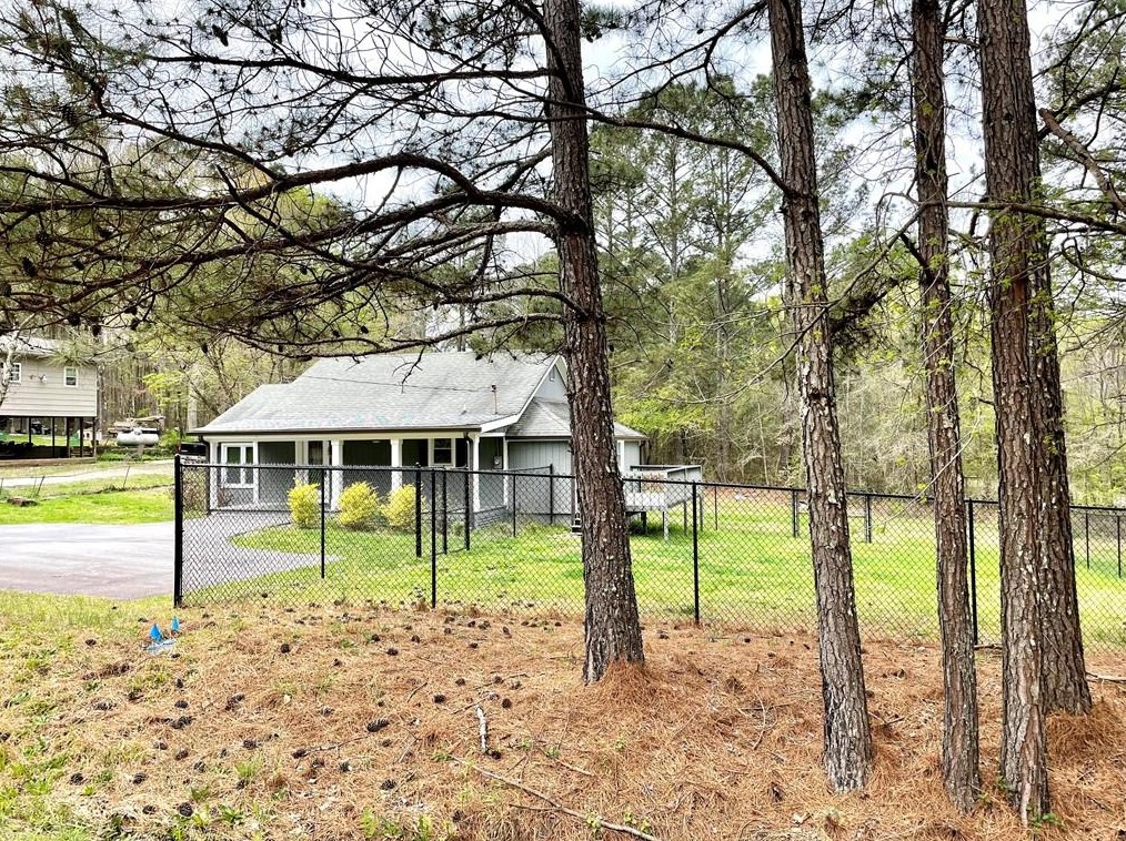 27 Mcpherson Church Rd, Dallas, GA 30132-2842