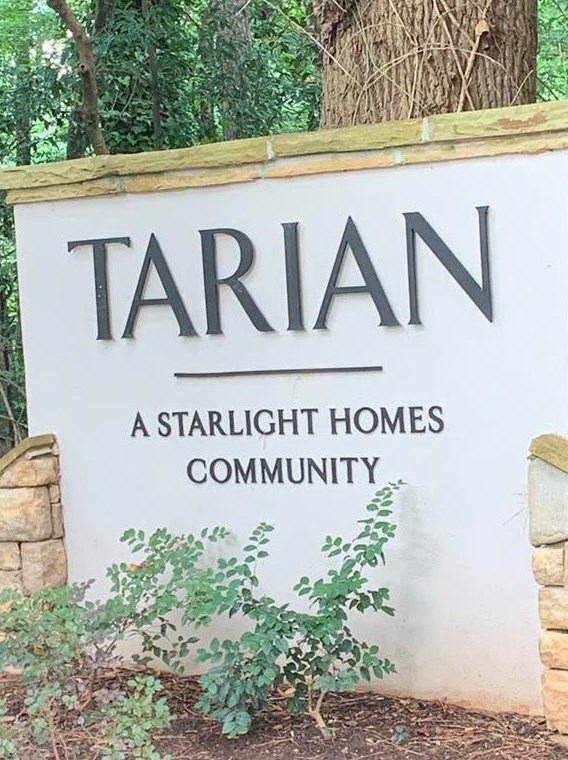 3334 Tarian Way, Decatur GA  30034 exterior