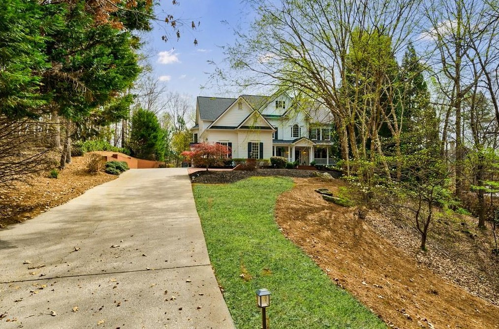 425 Ansher Ct, Roswell, GA 30075-6848