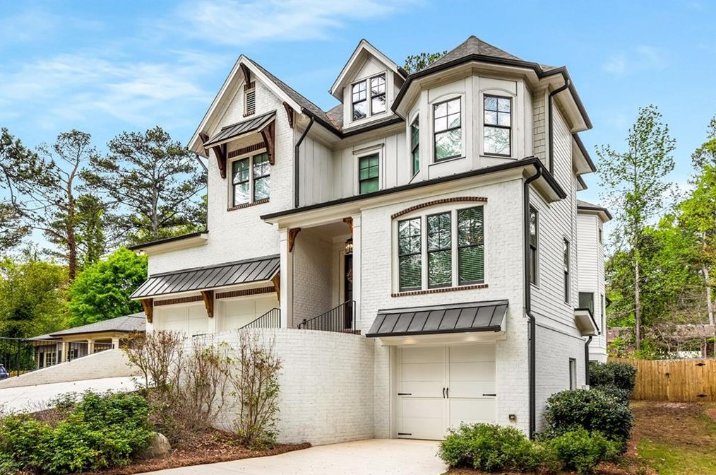 3256 Lavista Rd, Decatur GA  30033-1421 exterior