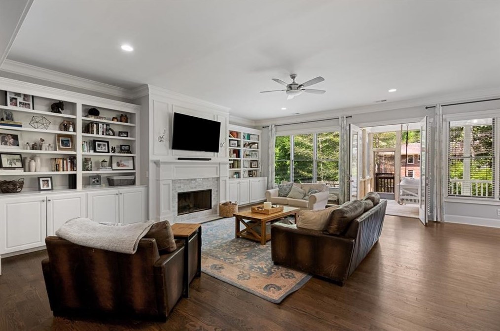 3256 Lavista Rd, Decatur GA  30033-1421 exterior