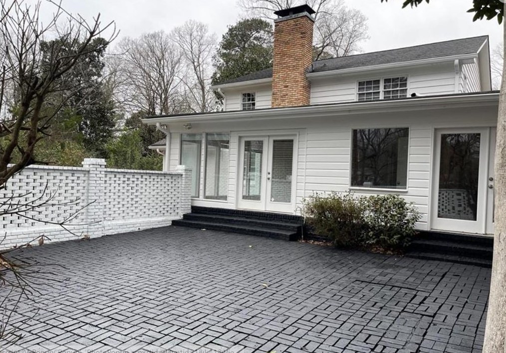 4297 Woodland Brook Dr, Atlanta GA  30339-4722 exterior