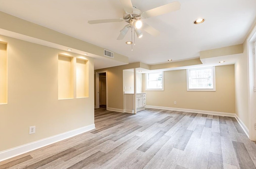 4297 Woodland Brook Dr, Atlanta GA  30339-4722 exterior