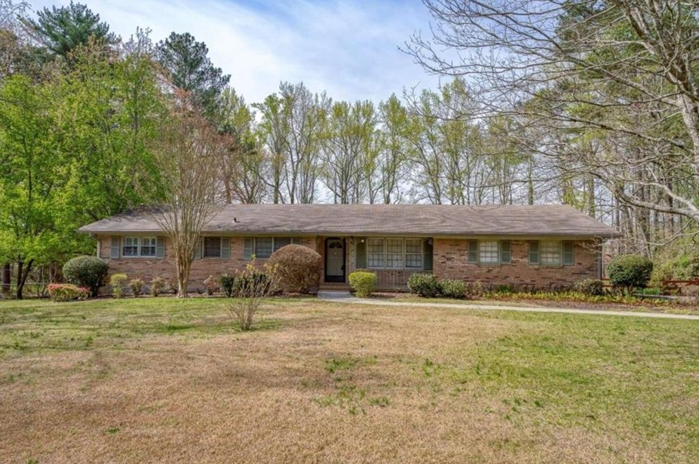 2308 Eastwood Dr, Lithonia, GA 30078