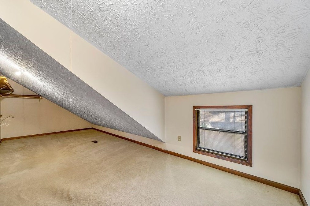 4201 Charleston Trl, Smyrna GA  30080-6427 exterior