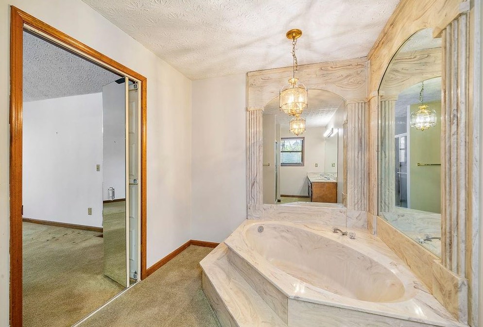 4201 Charleston Trl, Smyrna GA  30080-6427 exterior