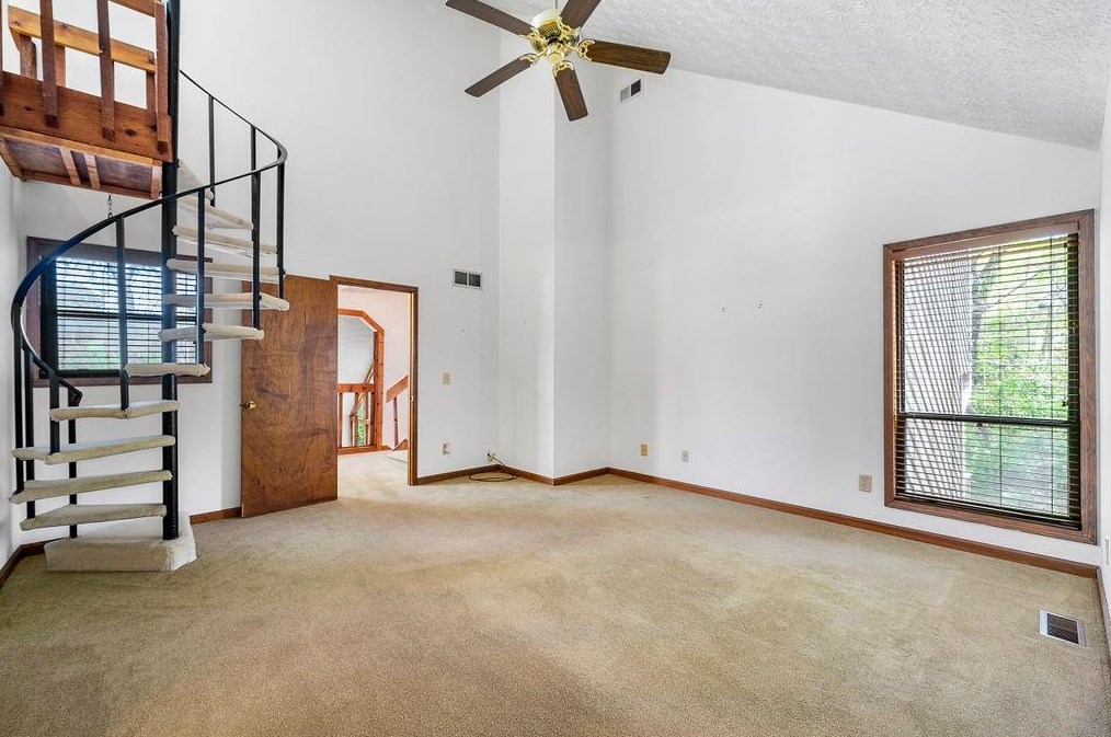 4201 Charleston Trl, Smyrna GA  30080-6427 exterior