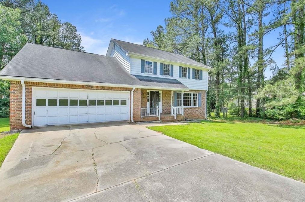 6561 Woodrow Rd, Lithonia, GA 30038