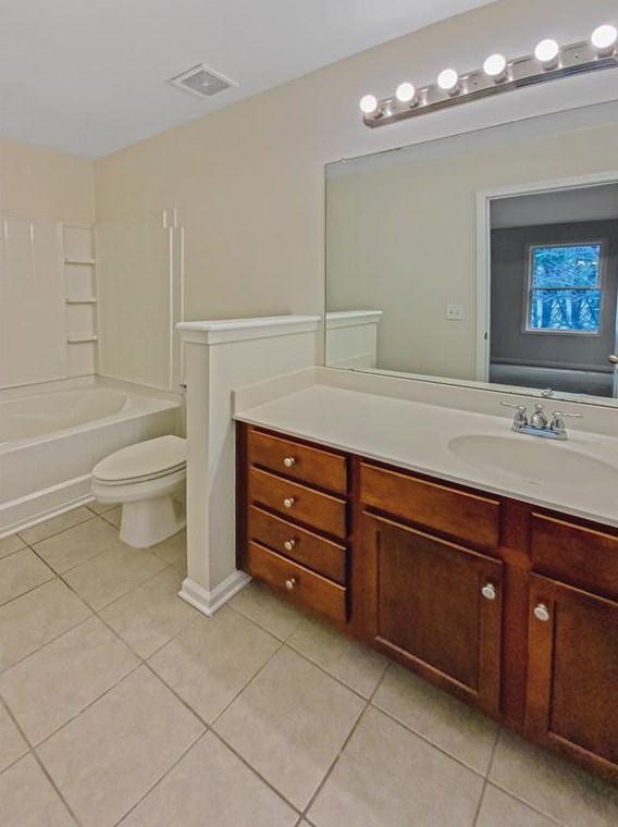 3940 Princeton Lakes Way, Atlanta GA  30331-5595 exterior
