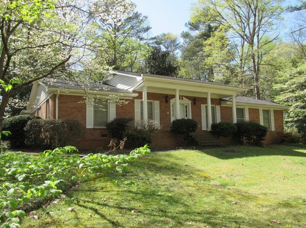 6339 Cornelia Dr, Douglasville, GA 30134-2219