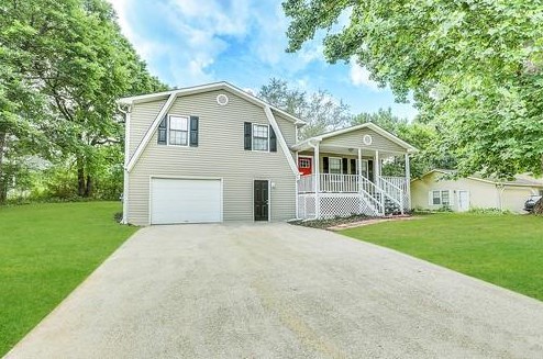 6578 Apache Ln, Douglasville, GA 30135