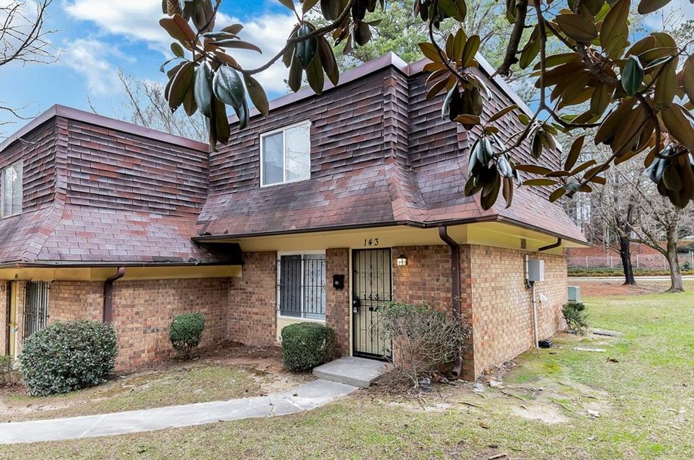 143 Peyton Pl, Atlanta GA  30311-1612 exterior