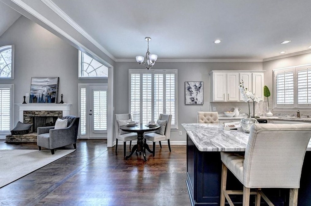 410 Overhill Bnd, Alpharetta GA  30005-8974 exterior