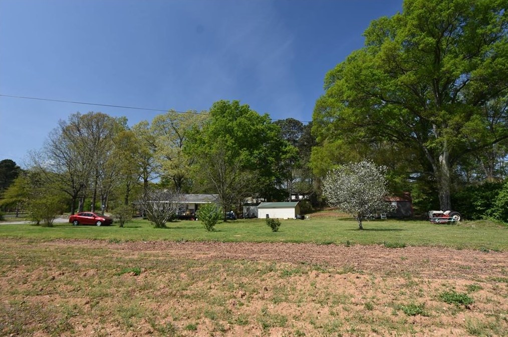 80 Rd 3 South Sw, Euharlee, GA 30120