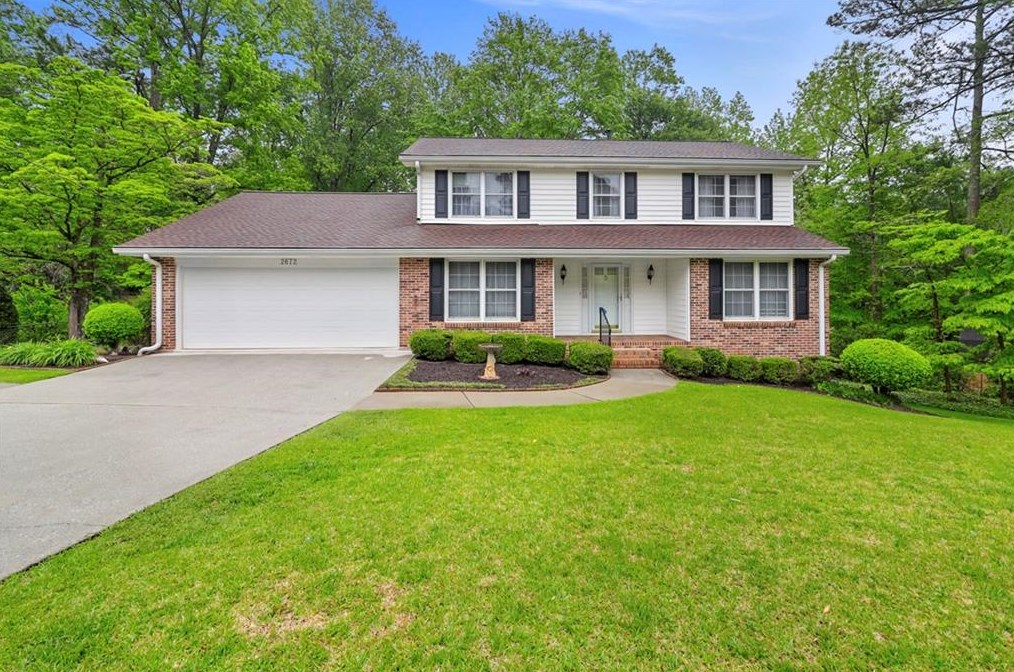 2672 Stonehenge Pl, Atlanta, GA 30360-1950