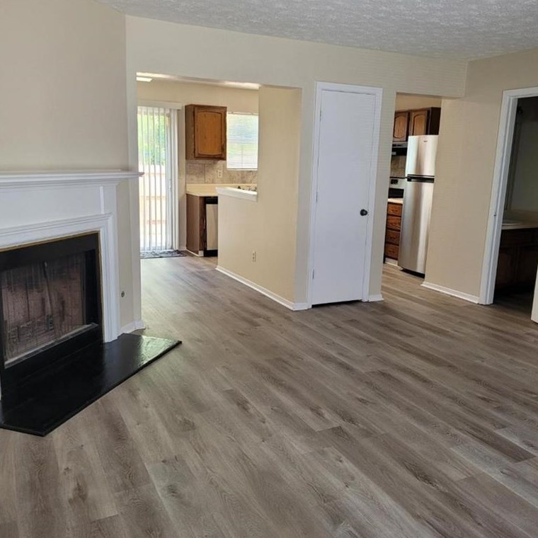 5662 Wells Cir, Stone Mountain, GA 30087