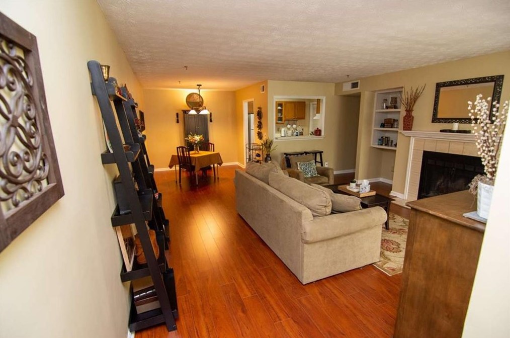 2624 Vinings Central Dr, Atlanta, GA 30339-6787
