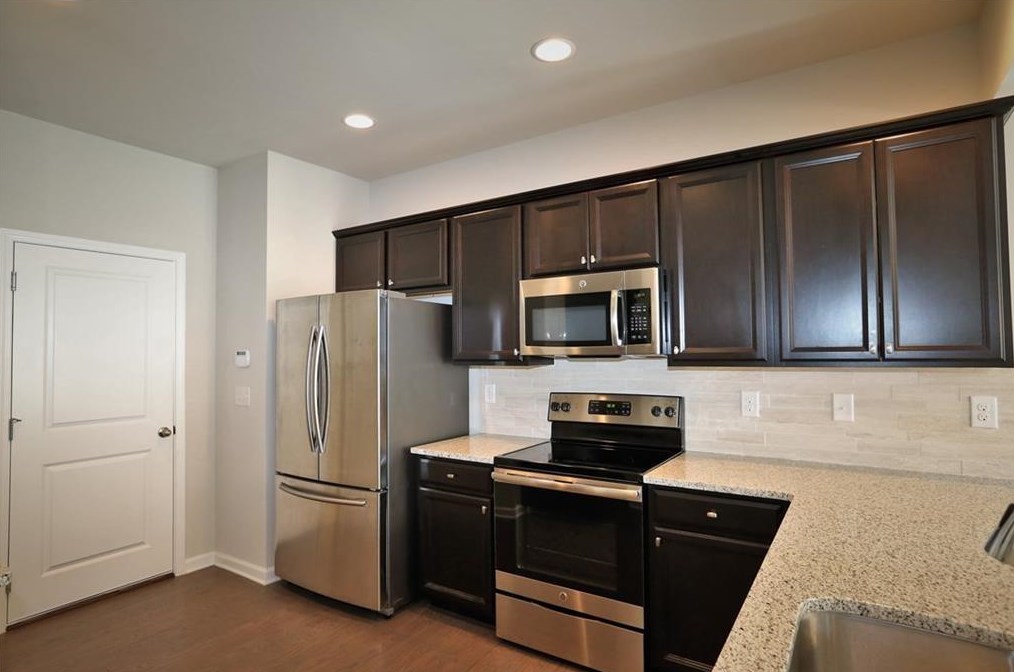 1017 Haley Woods Ct, Lawrenceville GA  30043-7329 exterior