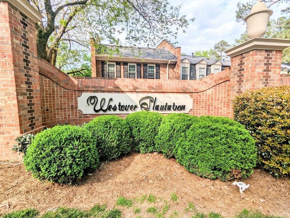2 Valley Forge Pl, Atlanta GA  30318-1455 exterior