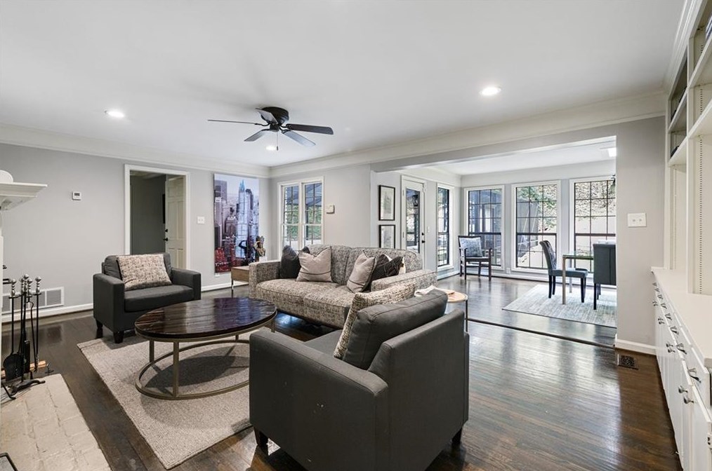 4384 Whitewater Creek Rd, Atlanta GA  30327-3958 exterior