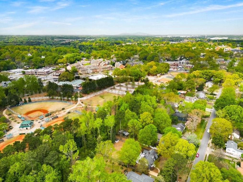 3202 Dunn St, Smyrna GA  30080-4416 exterior