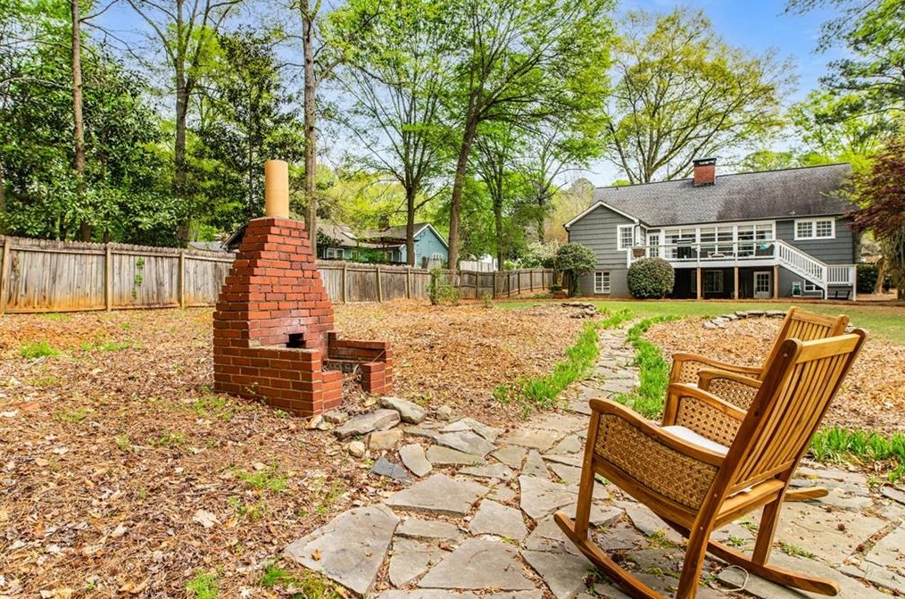 3202 Dunn St, Smyrna GA  30080-4416 exterior