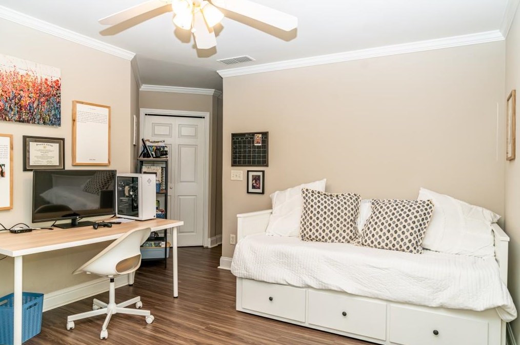 1587 Reserve Cir, Decatur GA  30033-1538 exterior