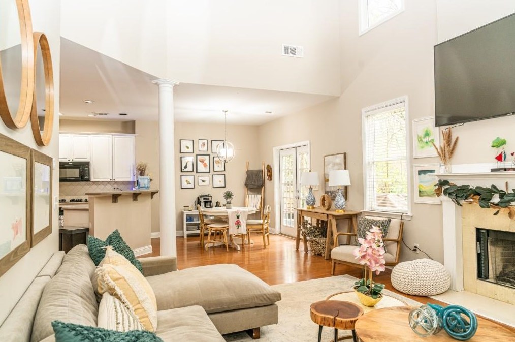 1587 Reserve Cir, Decatur GA  30033-1538 exterior