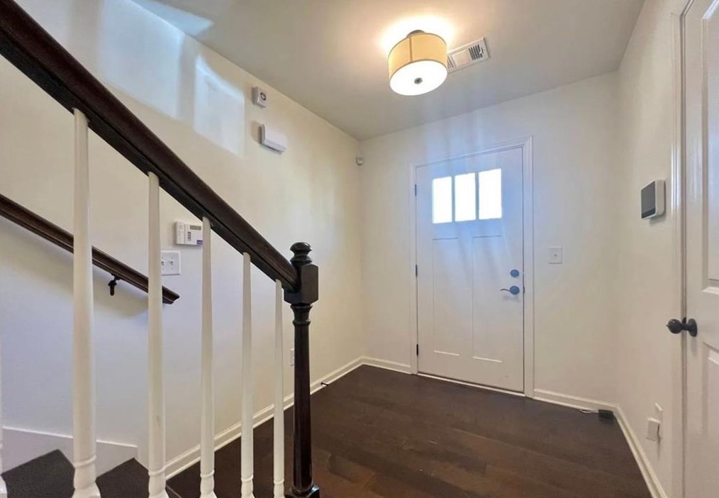911 Society Cir, Atlanta, GA 30331-8648