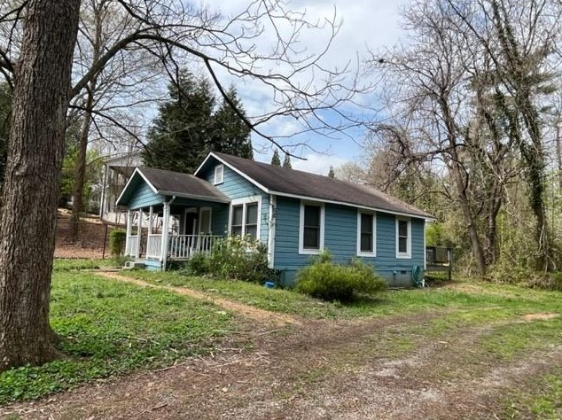 145 Arcadia St, Dahlonega, GA 30533